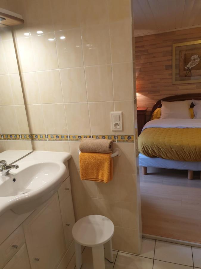Chambres D'Hotes Kerioret Izella Kerlaz ภายนอก รูปภาพ