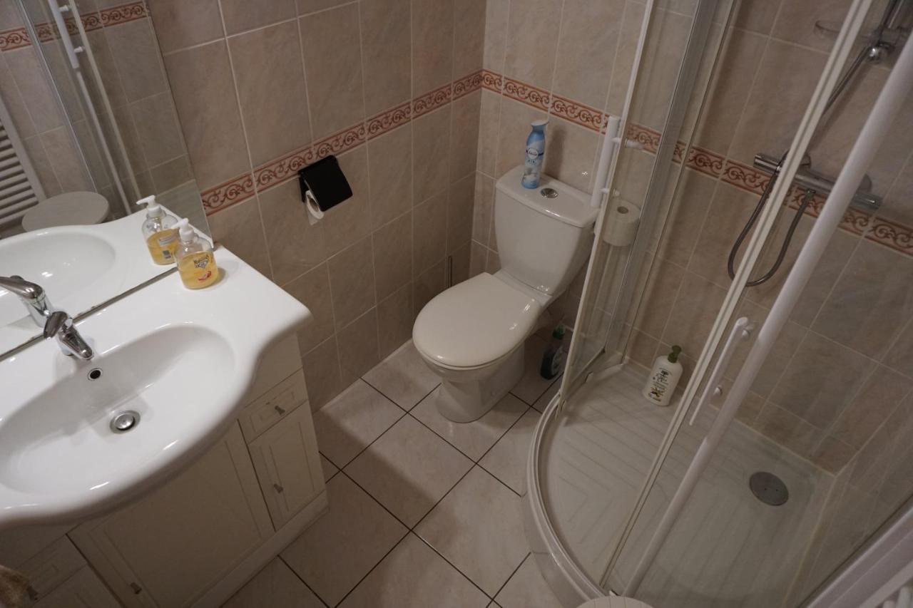 Chambres D'Hotes Kerioret Izella Kerlaz ภายนอก รูปภาพ